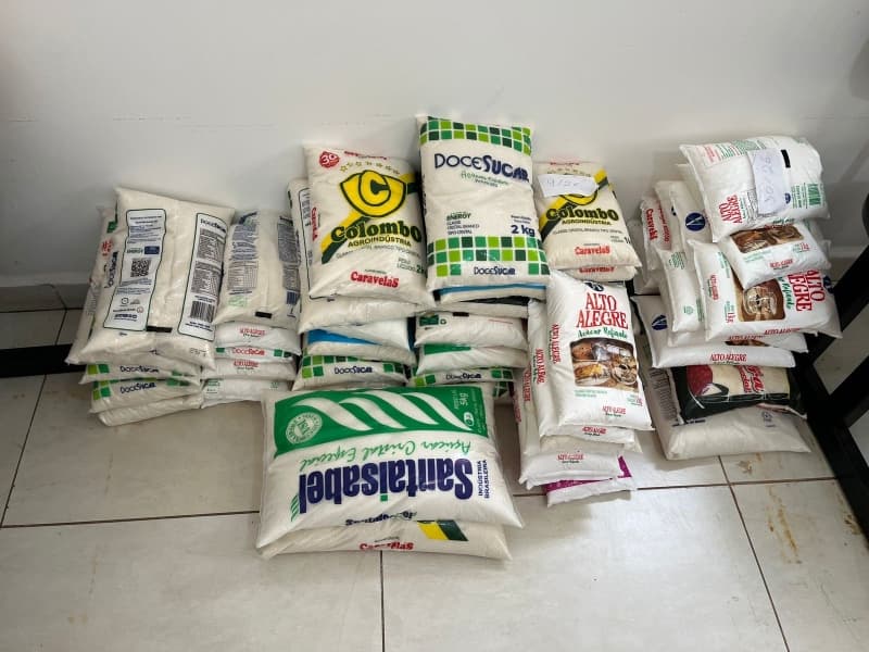 FESAT arrecada quase uma tonelada de alimentos no show do Raça Negra realizado no 2º Festival de Praia